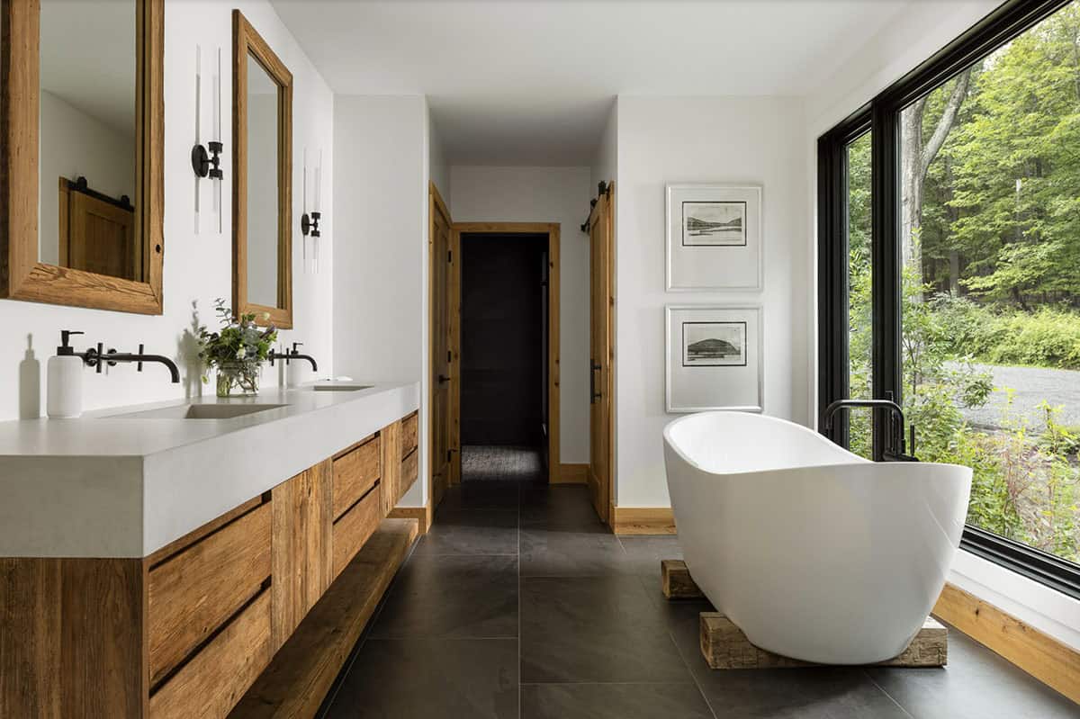 farmhouse bathroom