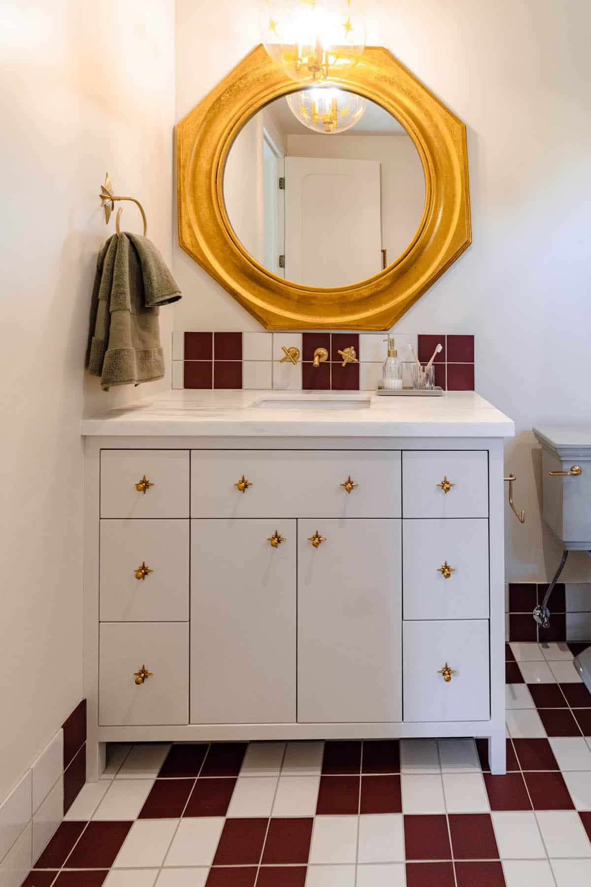 modern bathroom vanity