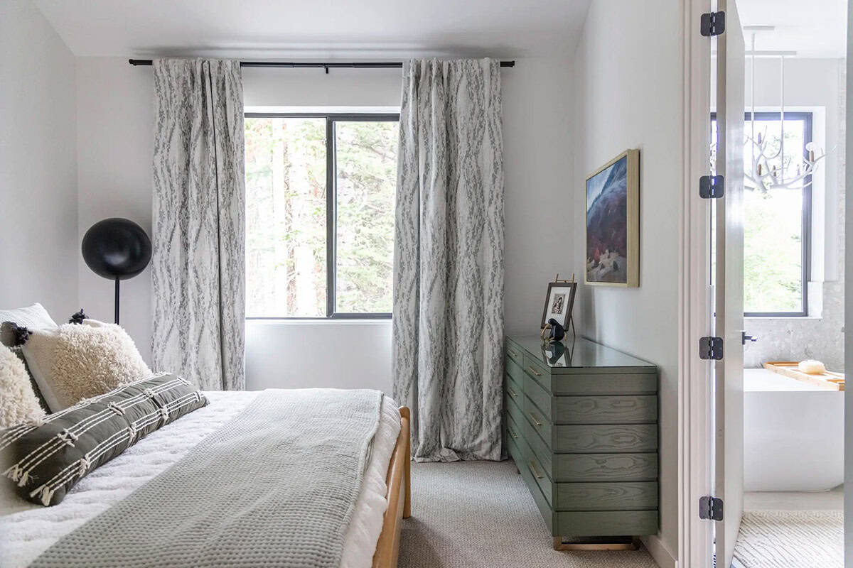 modern scandinavian style bedroom