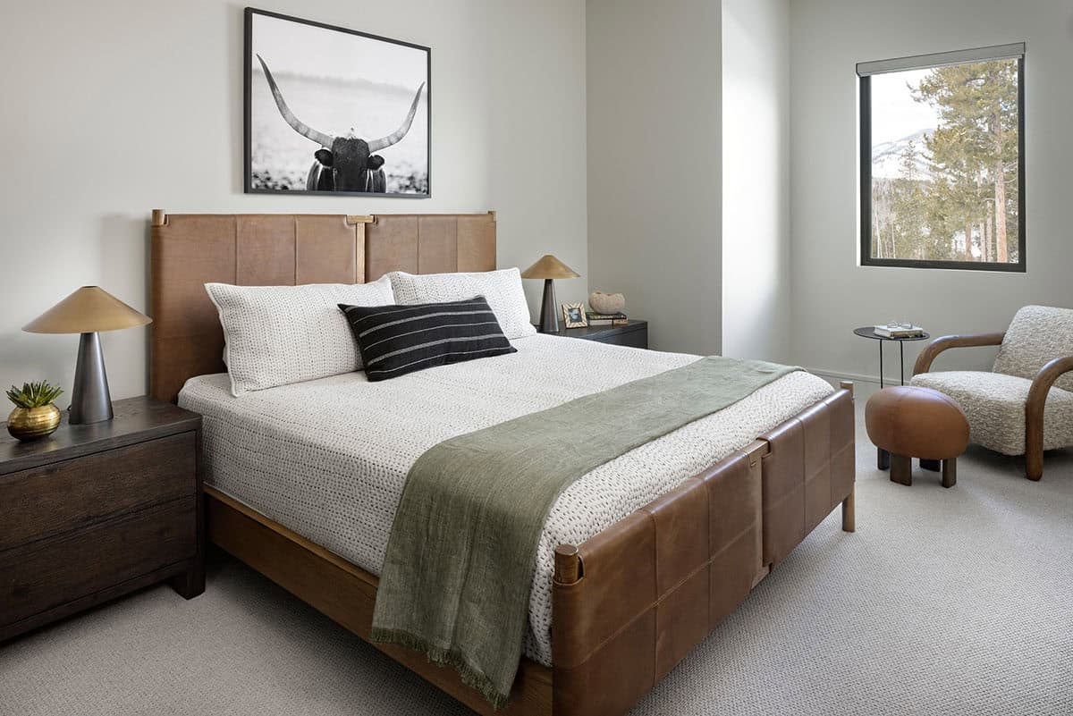 contemporary bedroom