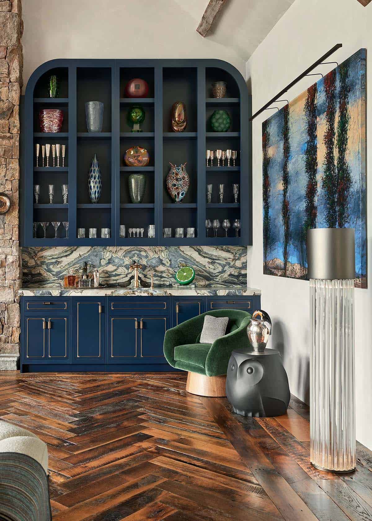 mountain modern home bar