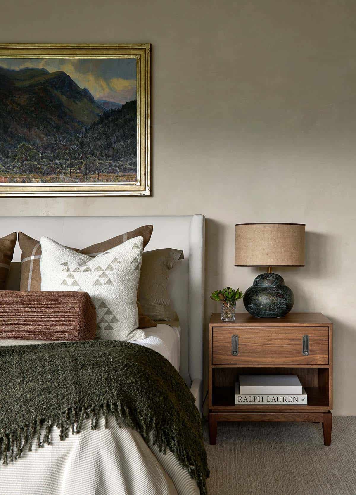 mountain modern bedroom