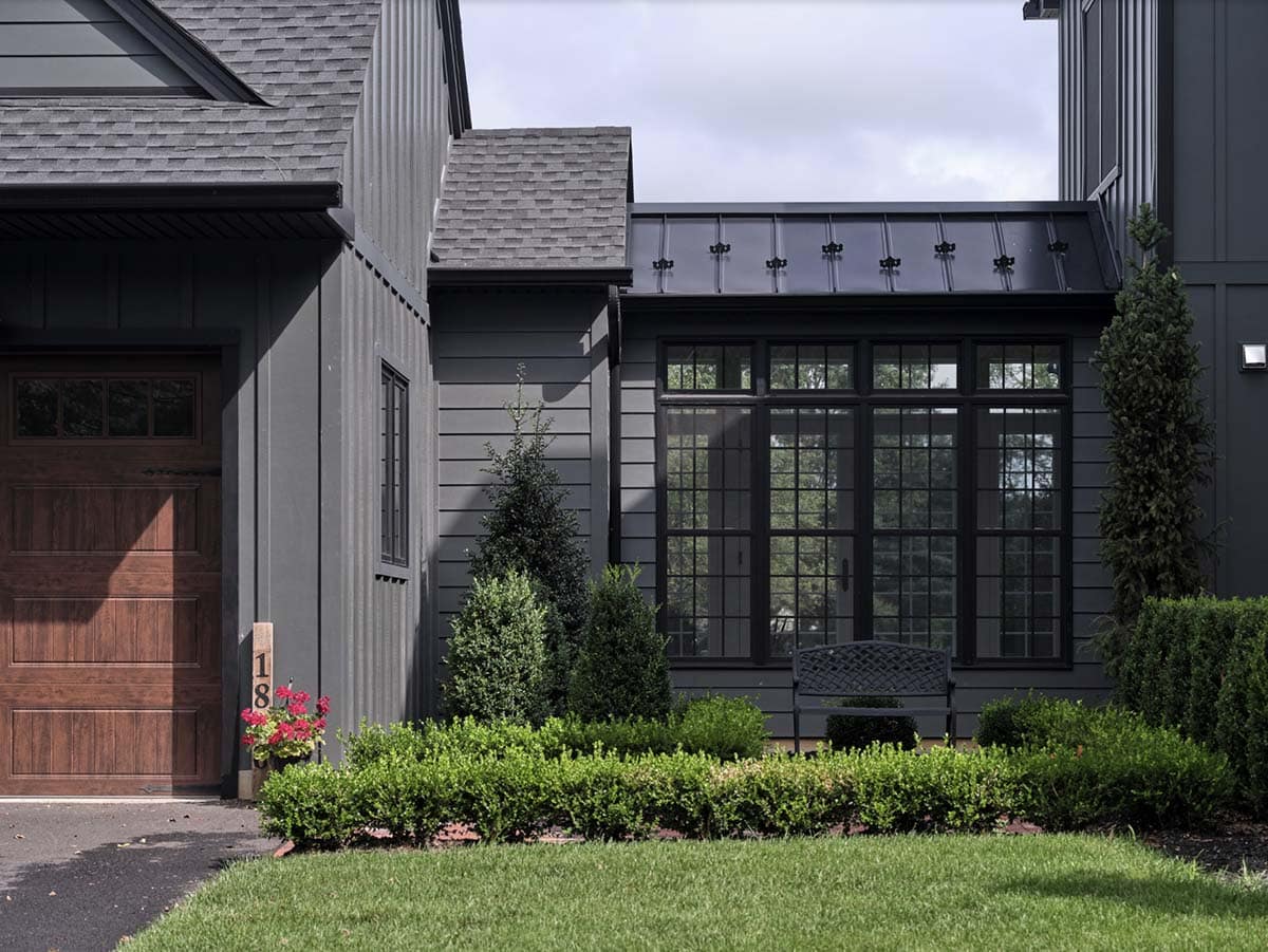 farmhouse home exterior 