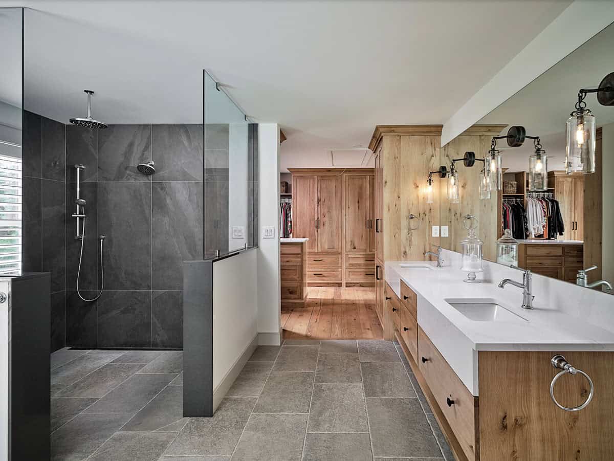 farmhouse style bathroom