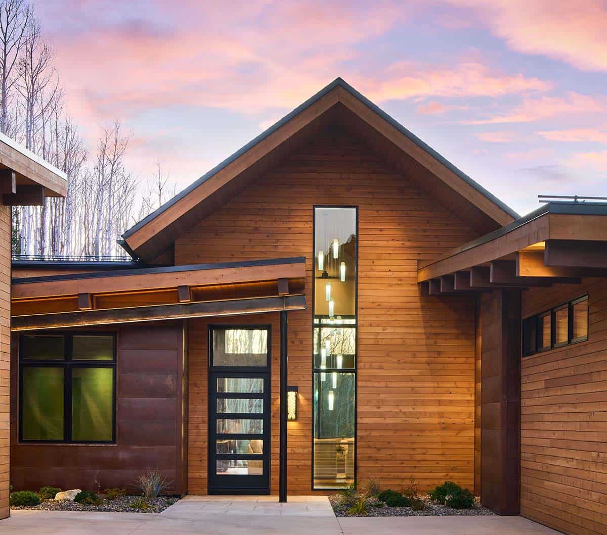 modern mountain home exterior