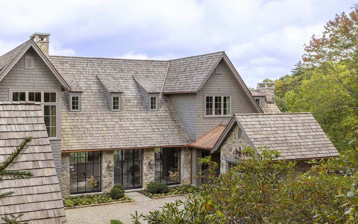 refined rustic mountain house exterior