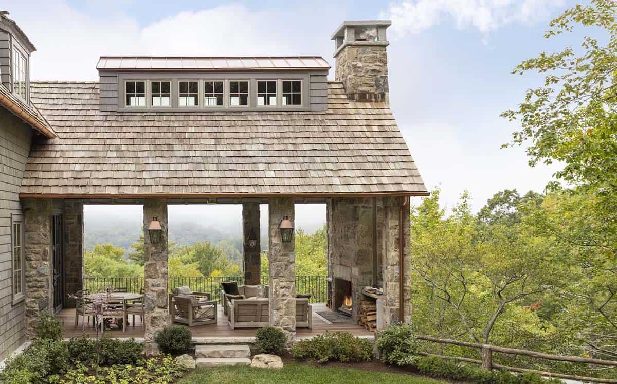 refined rustic mountain house exterior