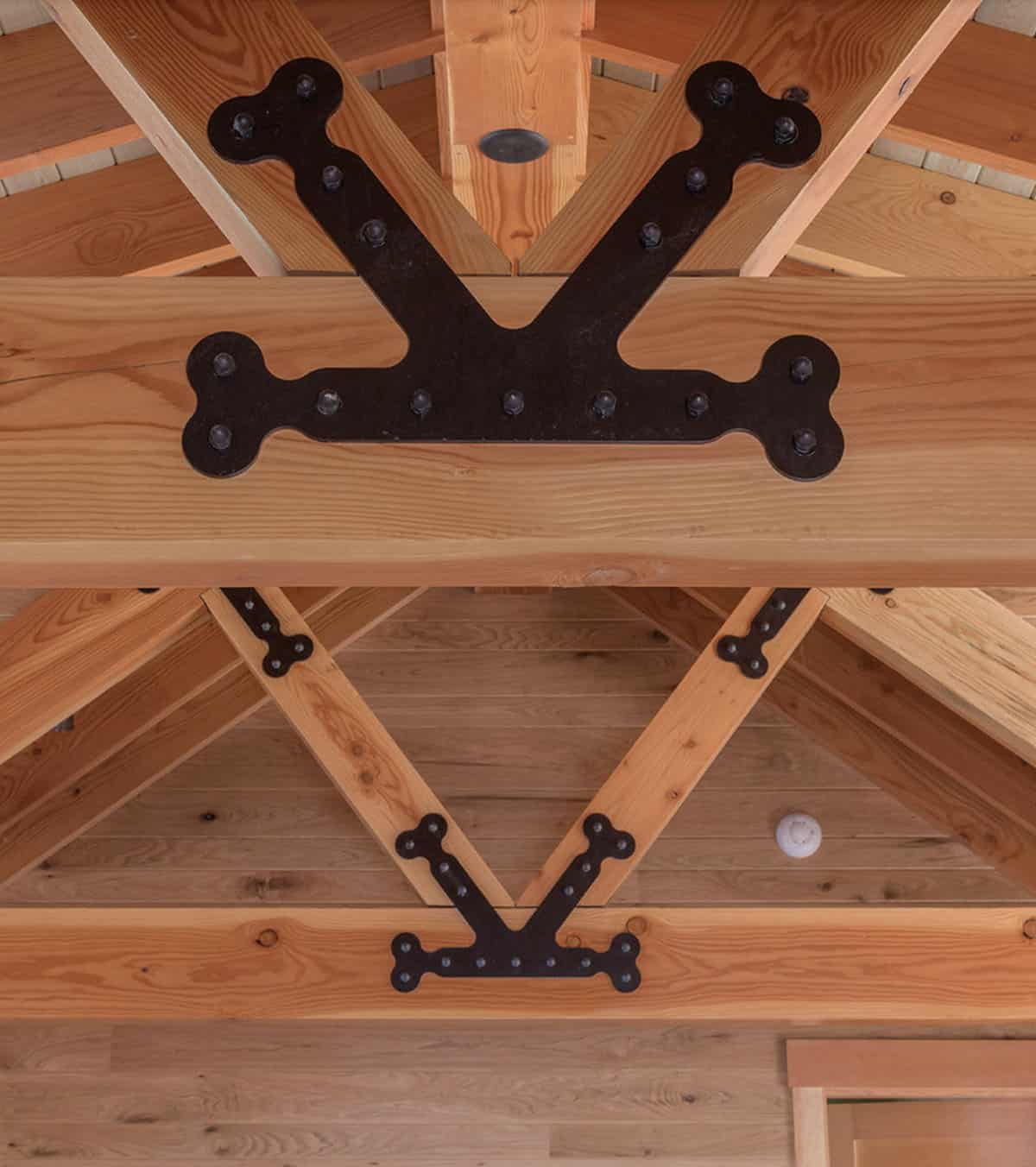 rustic ceiling truss detail