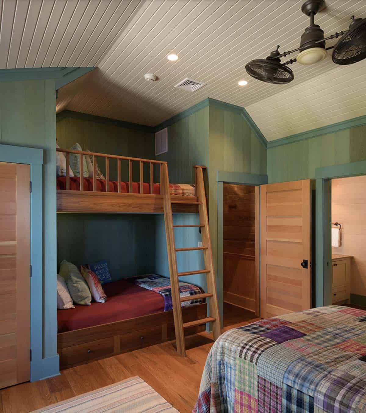 rustic bunk bedroom 