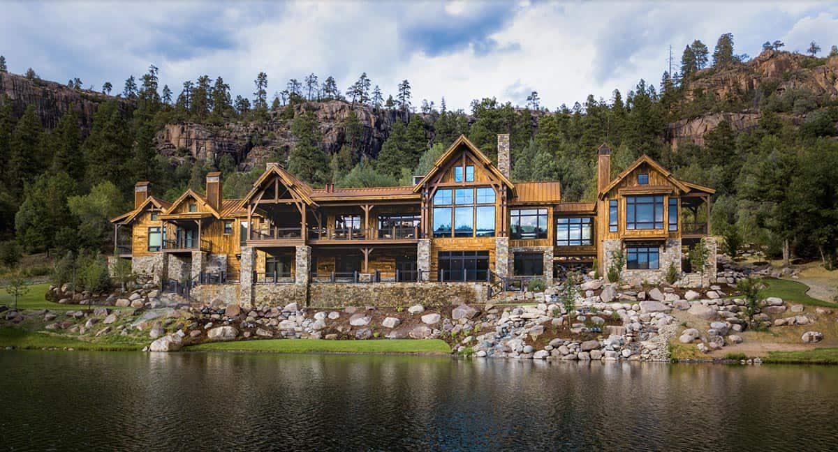 timber frame mountain house exterior