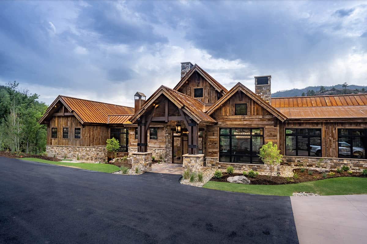 timber frame mountain house exterior