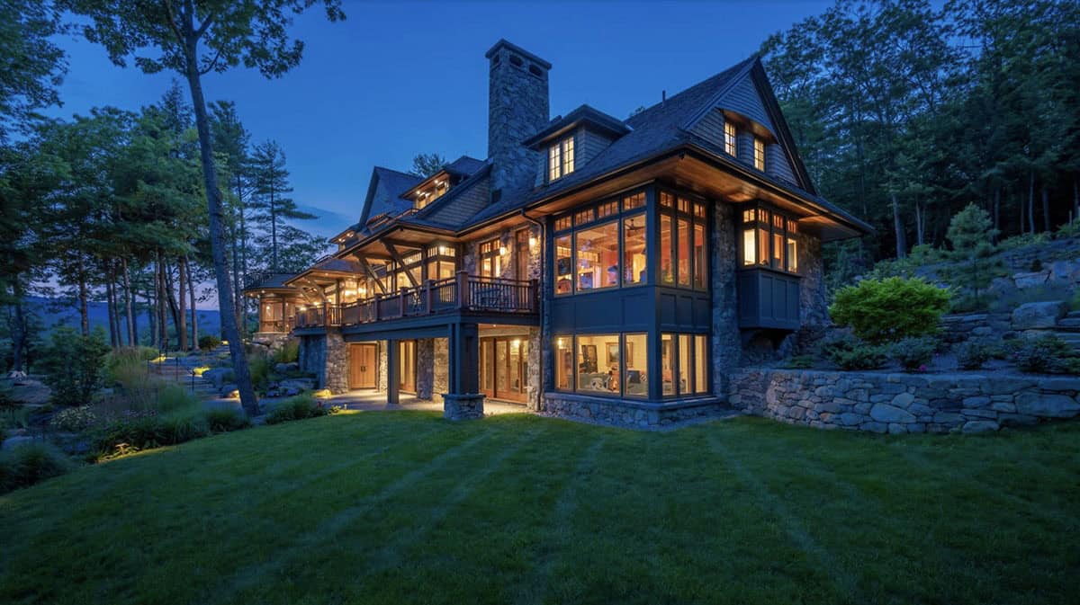 traditiional lake house exterior at dusk