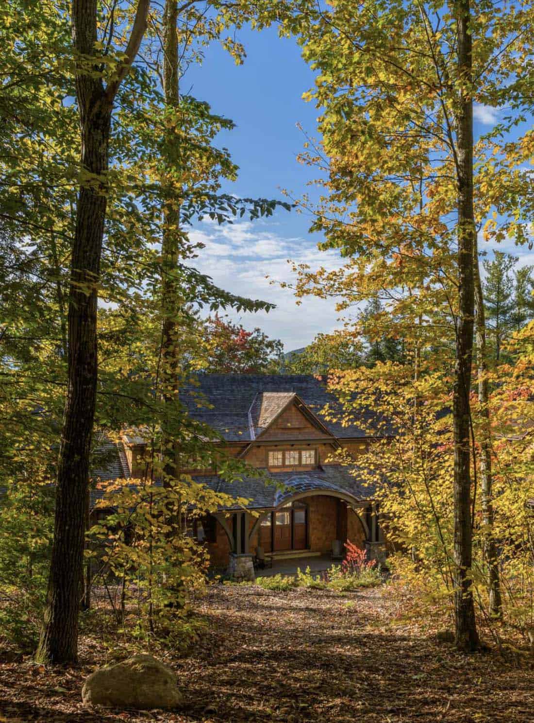 traditiional lake house exterior entry