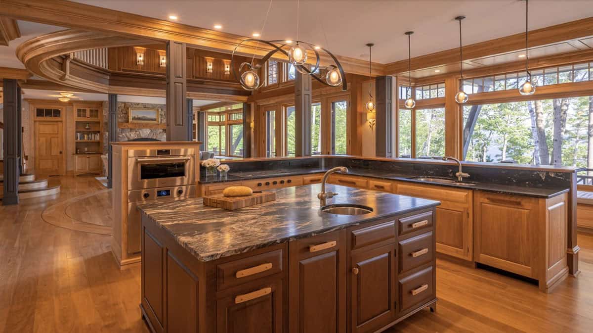 traditiional style kitchen