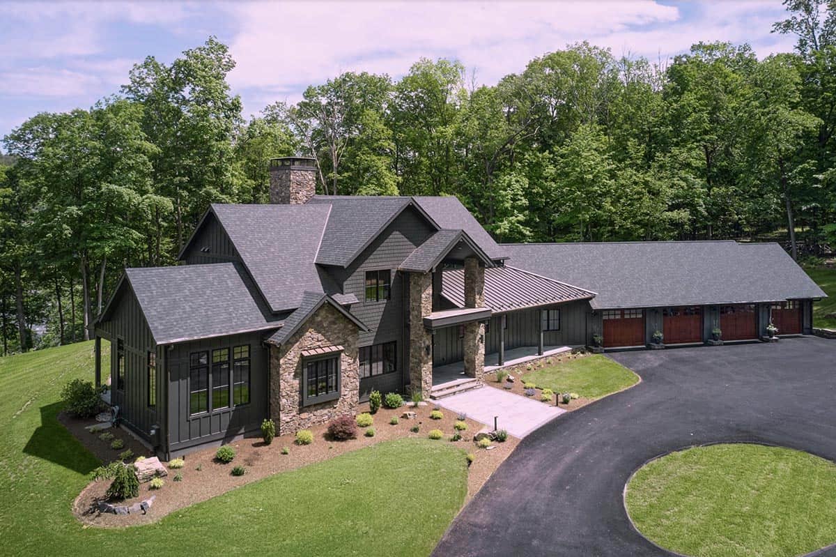 rustic modern house exterior