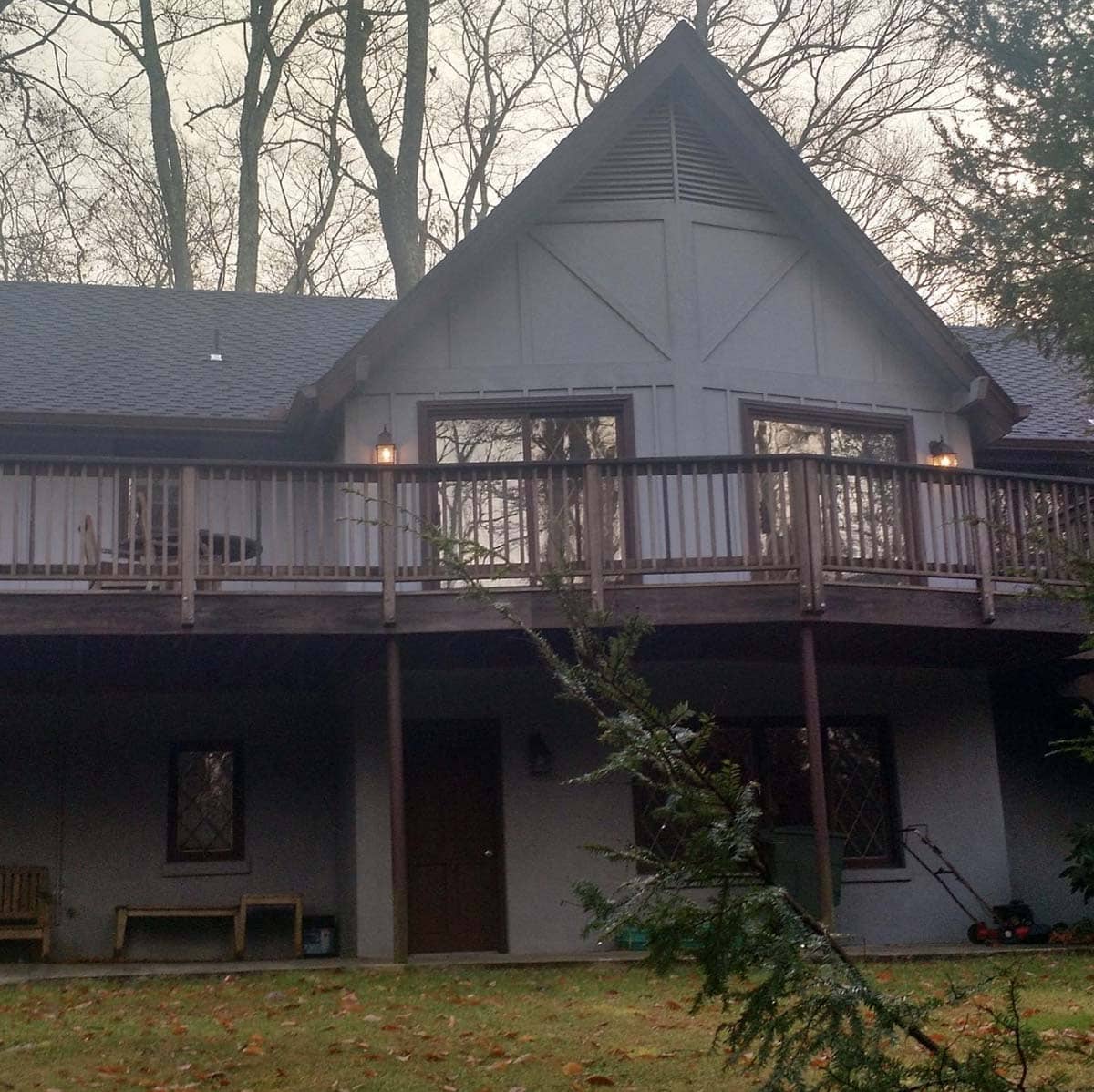 rustic modern mountain home exterior before the remodel