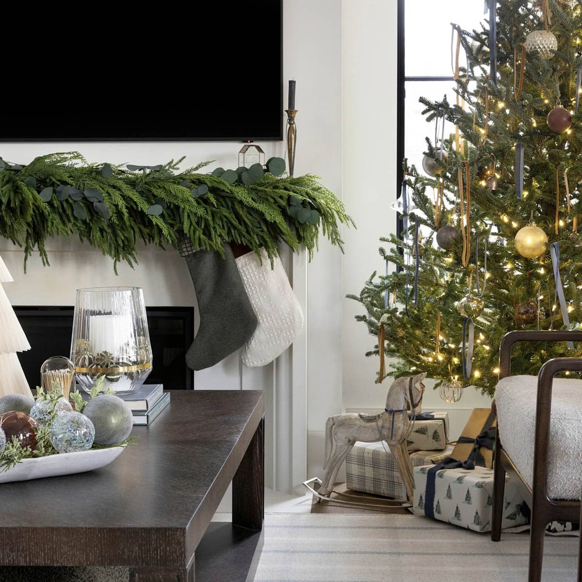 contemporary living room decorated for christmas