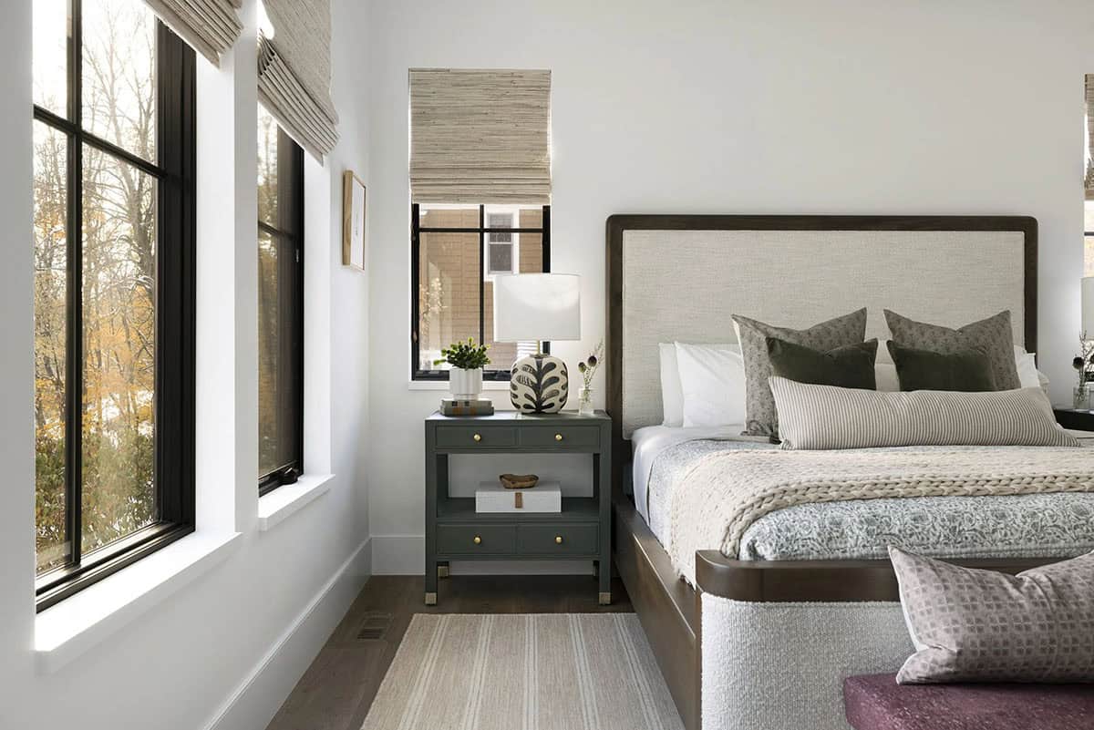 contemporary bedroom
