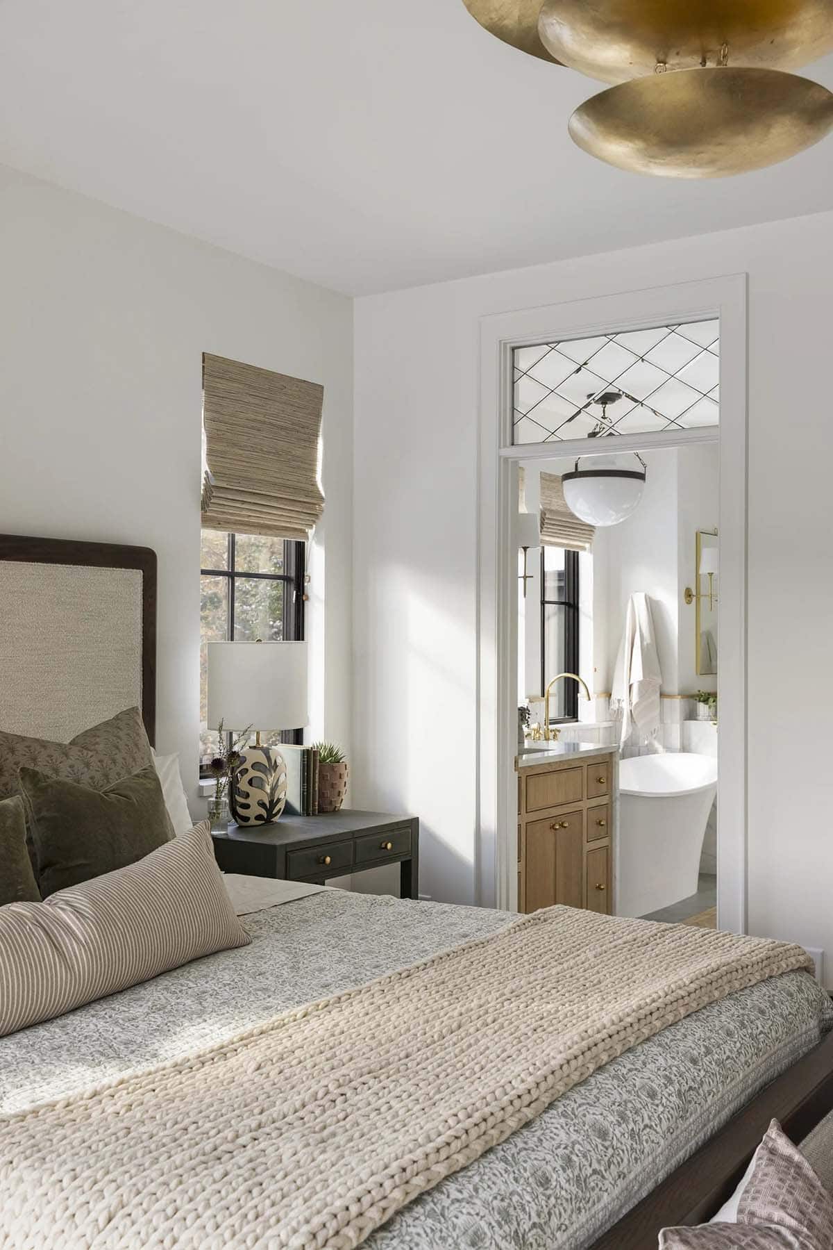 contemporary bedroom