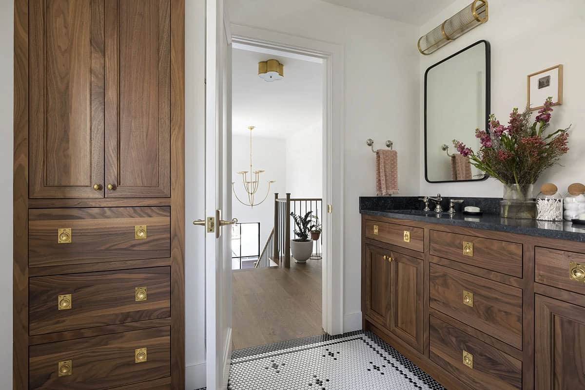 contemporary bathroom