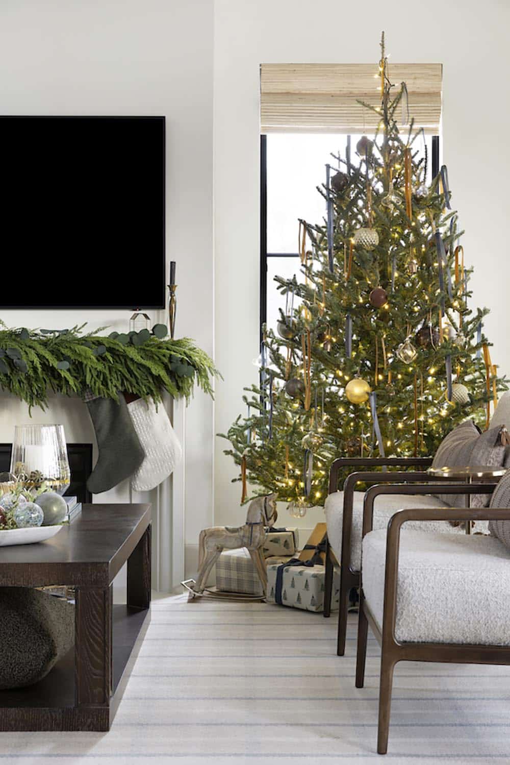 contemporary living room decorated for christmas