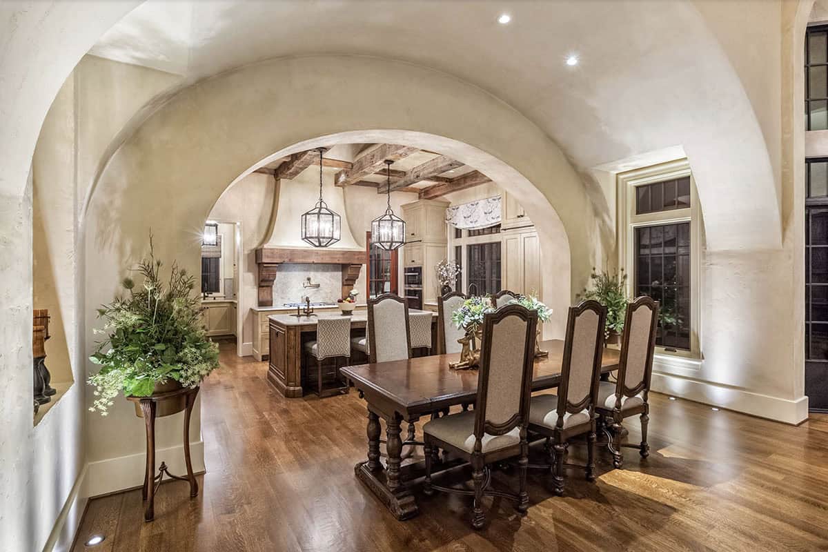 Transitional Dining Room
