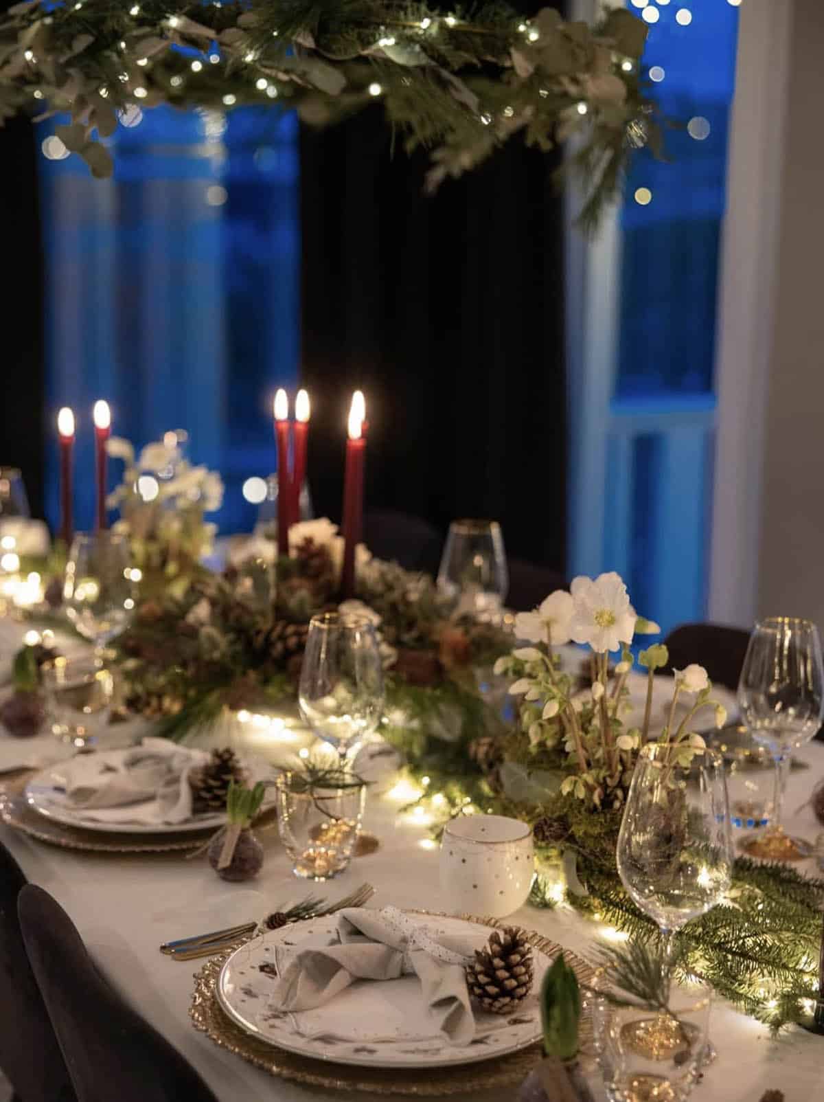 elegant christmas table decor