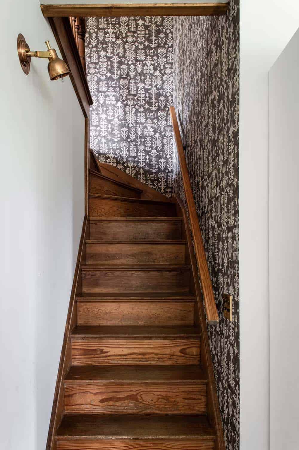 farmhouse staircase