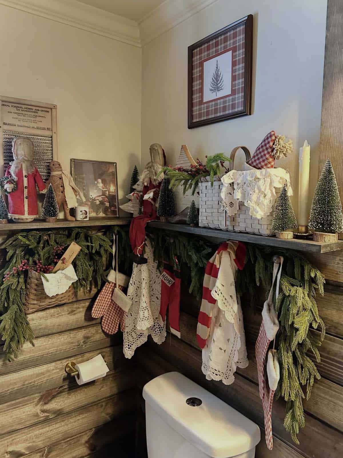 bathroom decorated for christmas