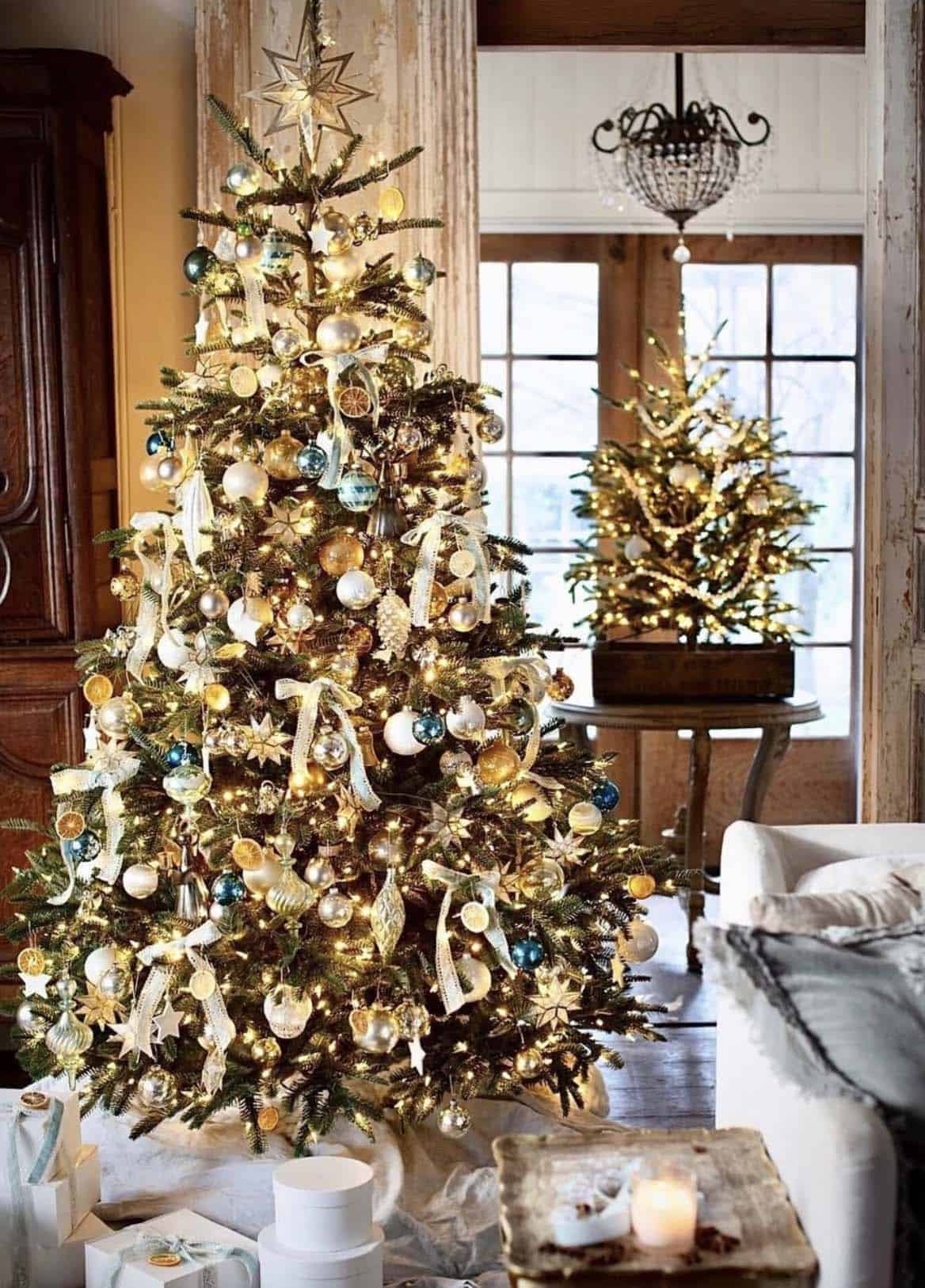 twinkling christmas trees