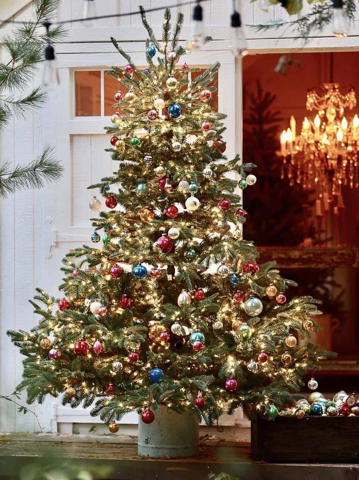 vintage inspired christmas tree