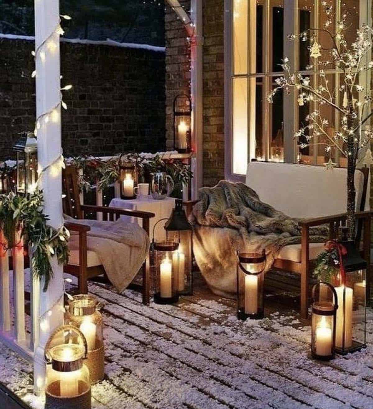 christmas decorated front porch