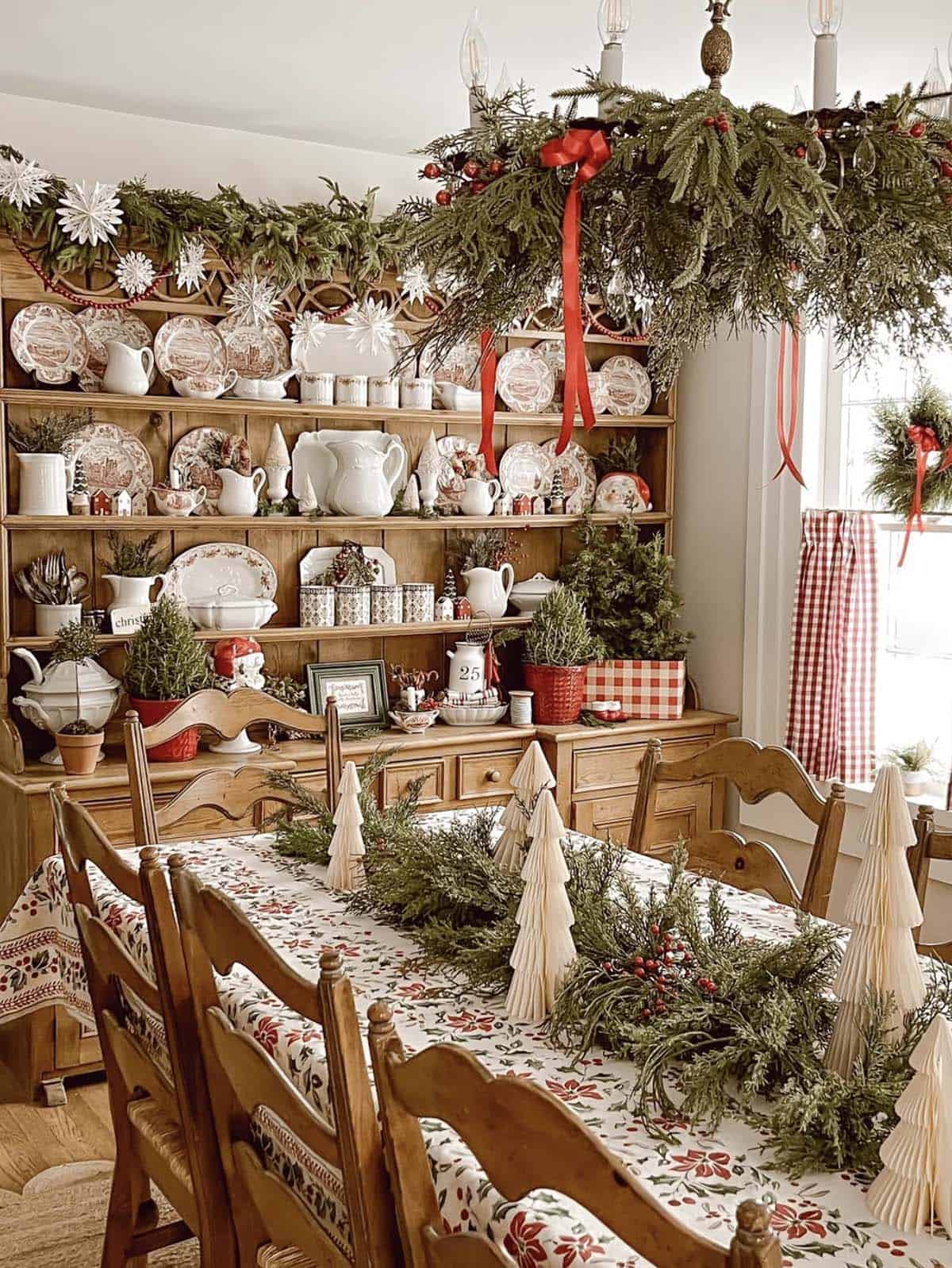 christmas dining table decor