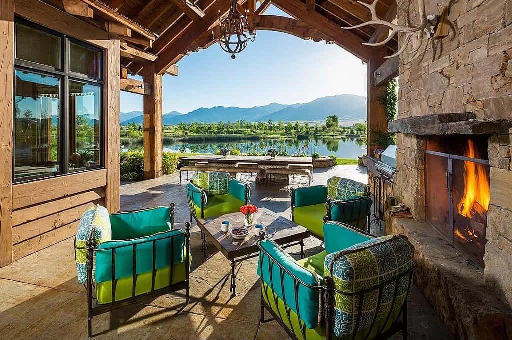 modern rustic covered patio