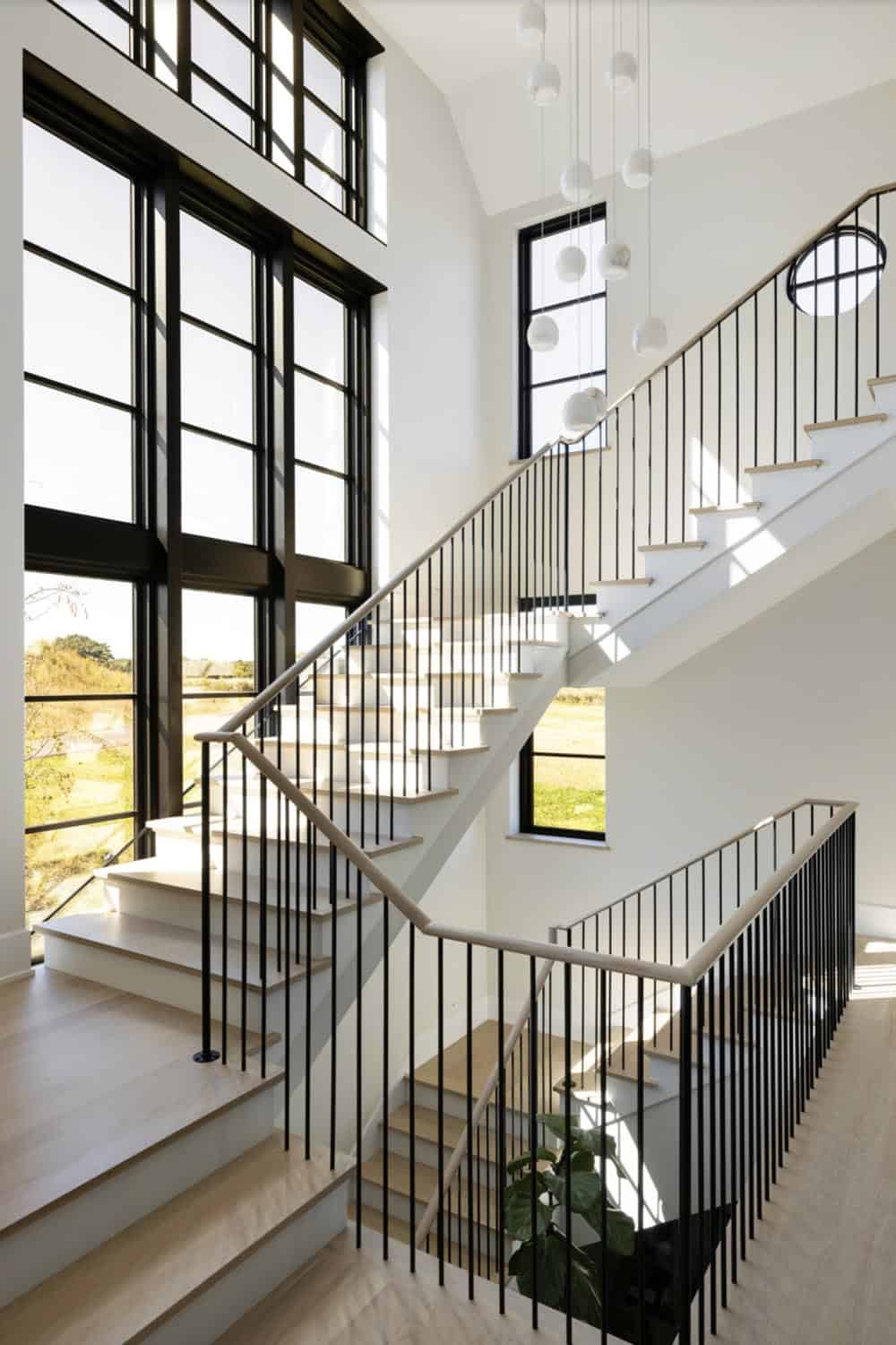 Transitional Staircase