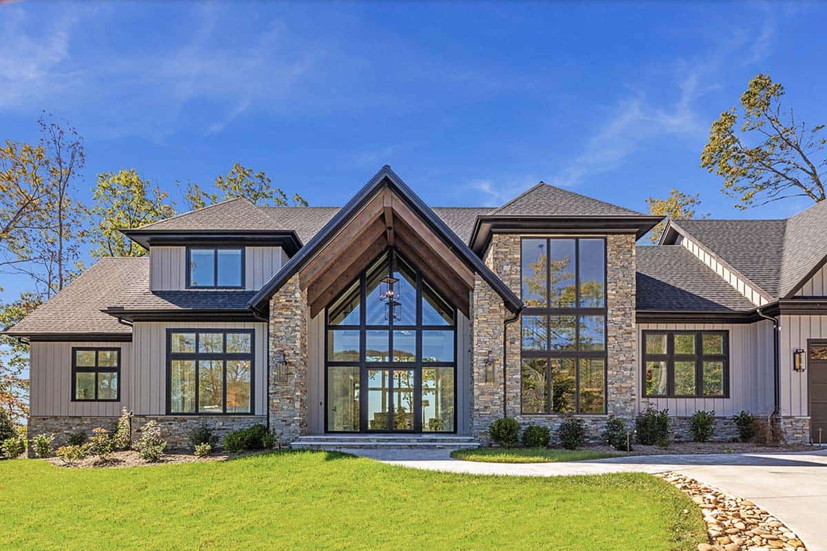 contemporary mountain home exterior