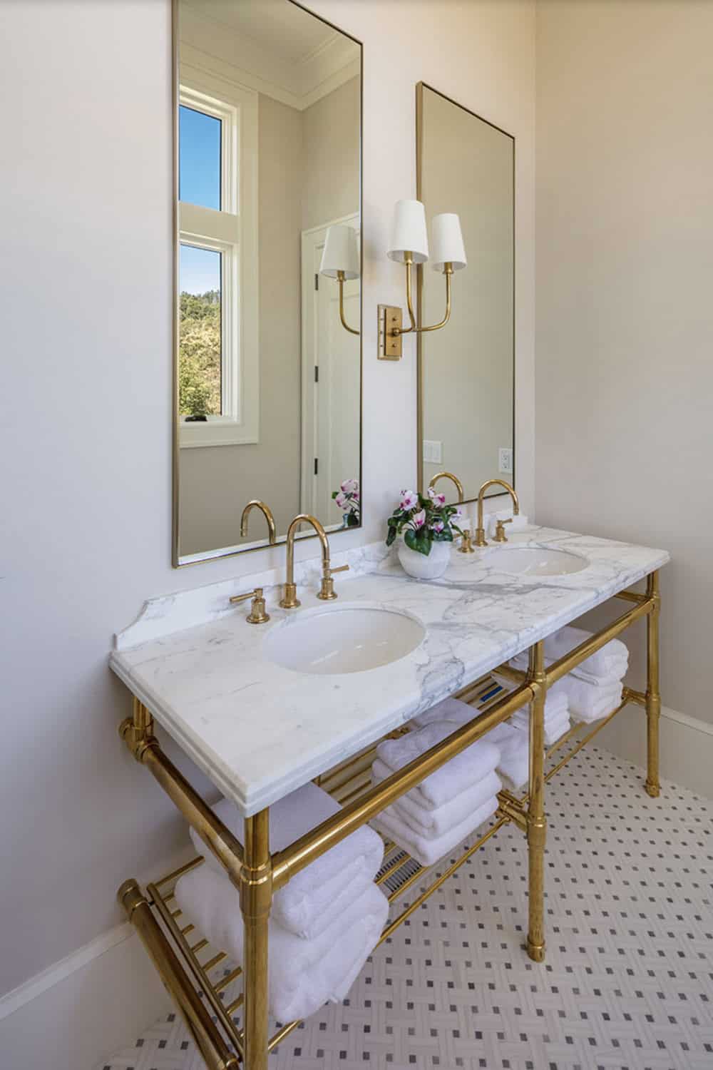 contemporary bathroom