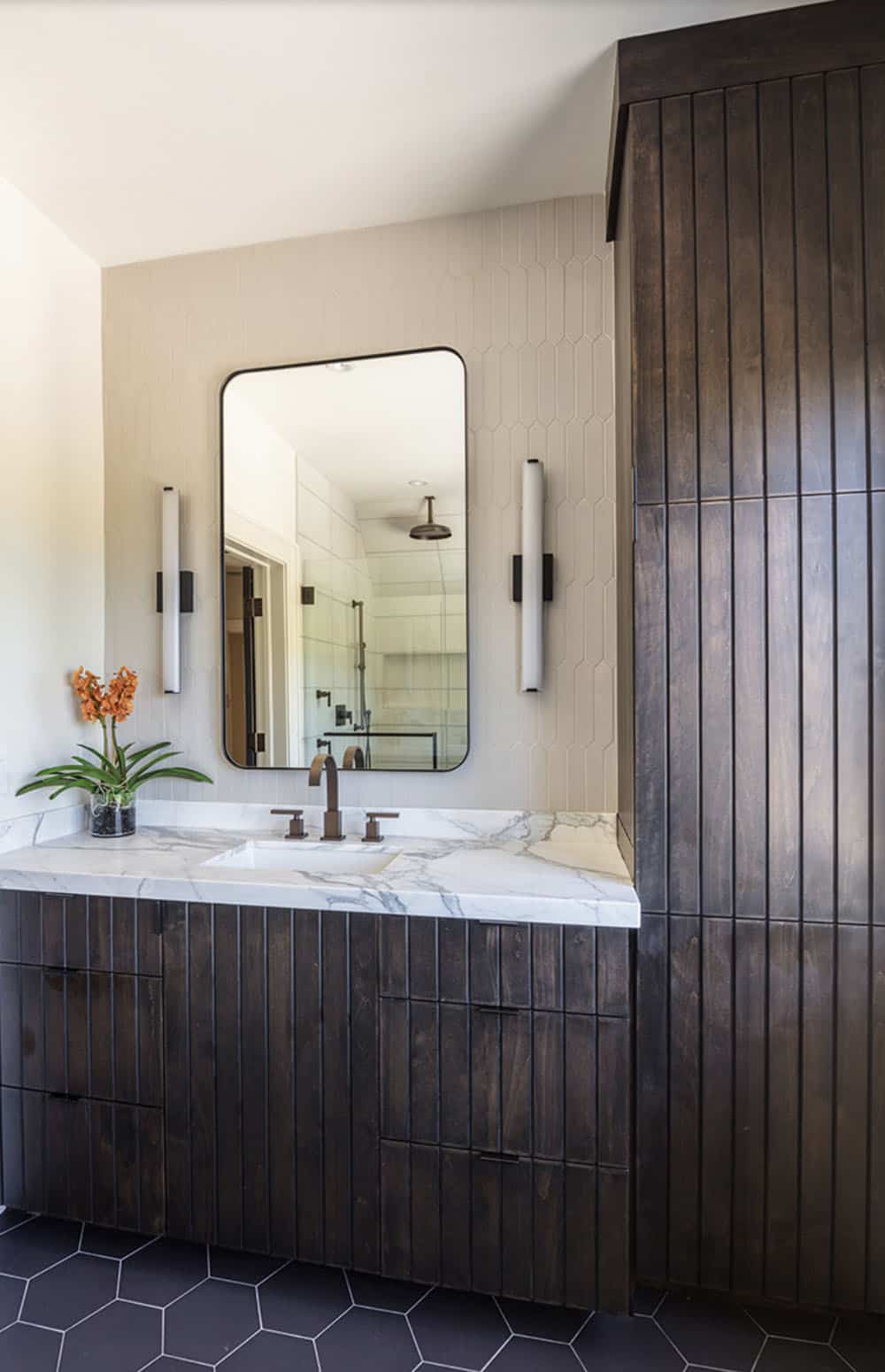 contemporary bathroom