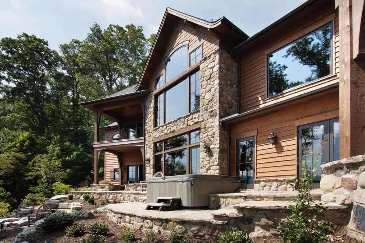 mountain rustic home exterior backyard view