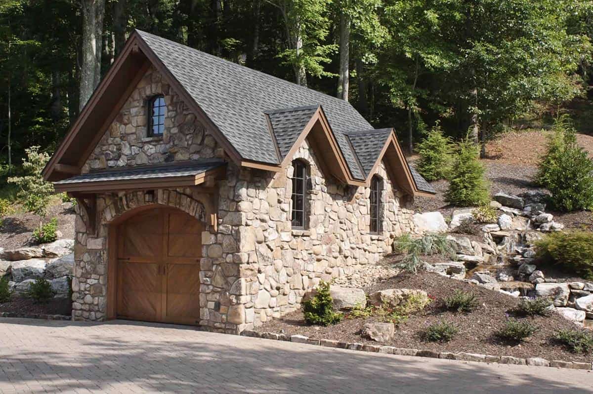 mountain rustic home exterior garage
