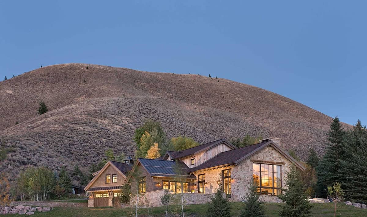 modern rustic home exterior