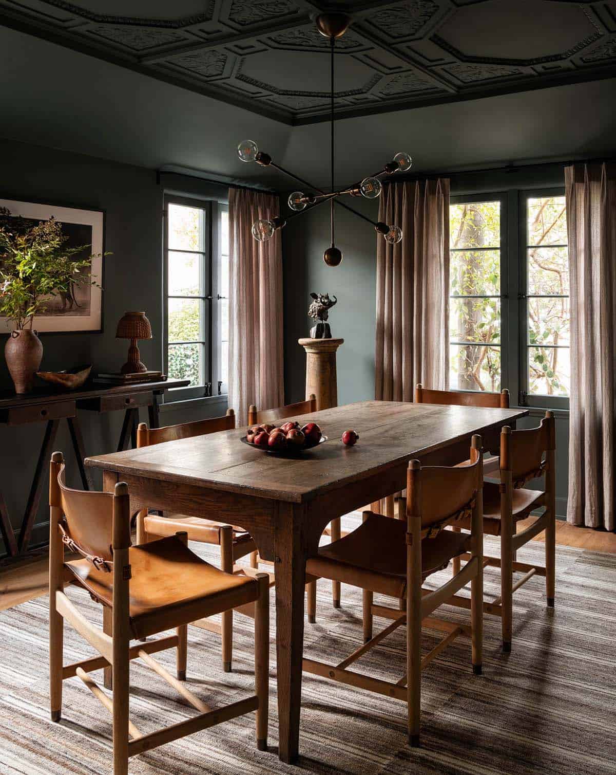 Mediterranean Dining Room