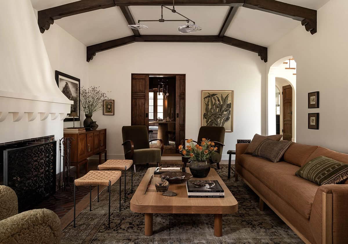 Mediterranean Living Room