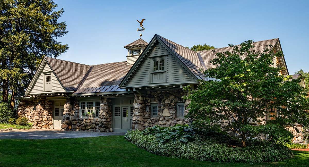 carriage house exterior