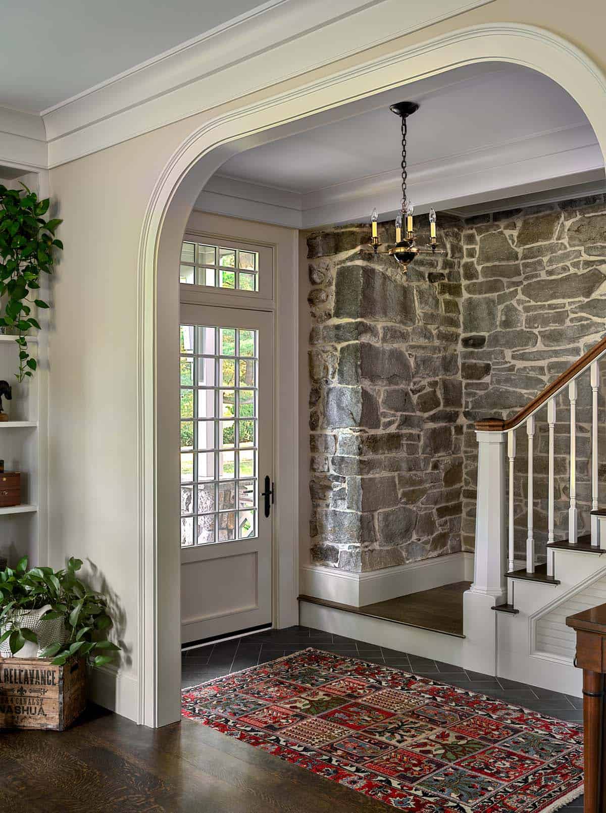 traditional style home entry and staircase