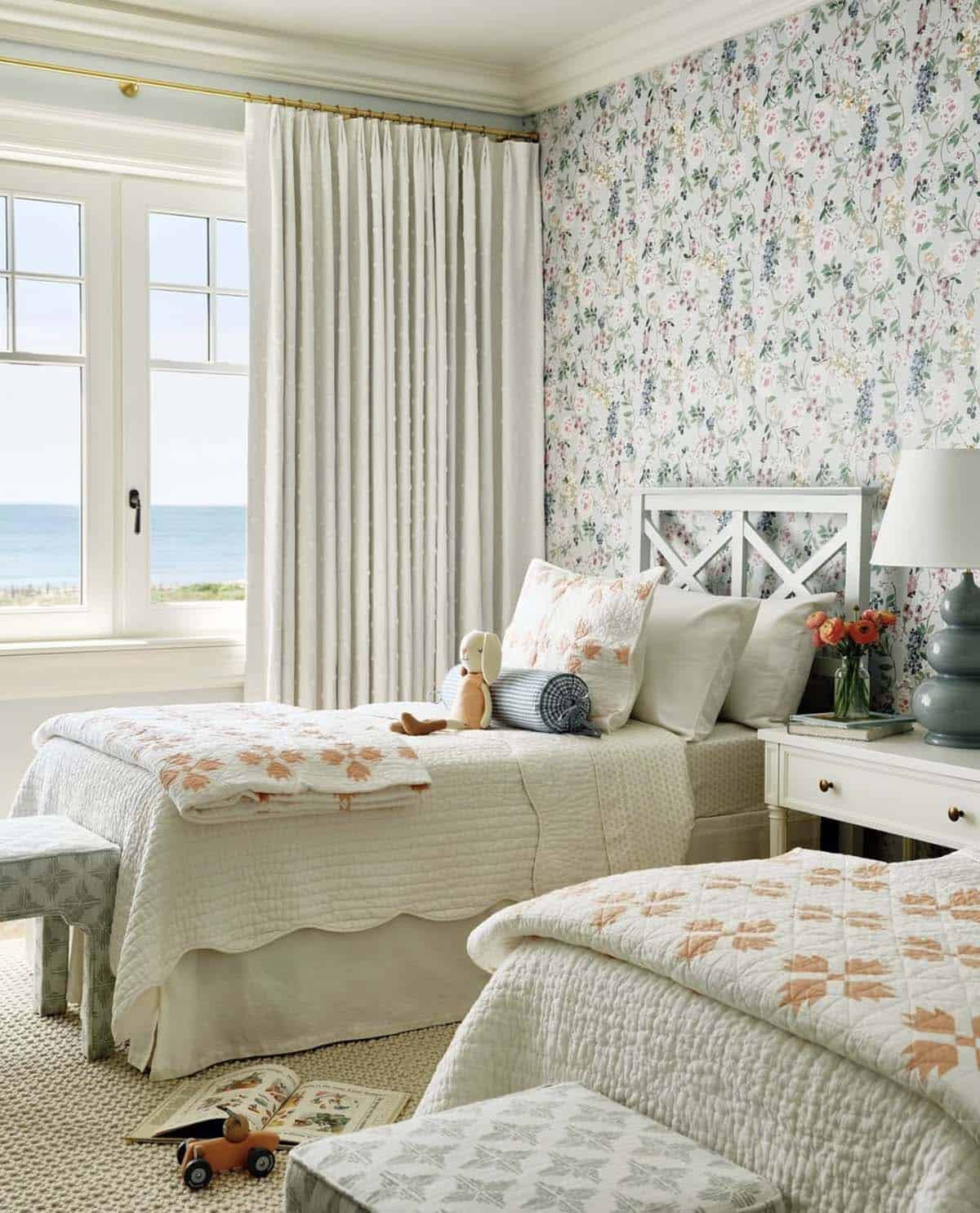 Beach Style Kids Bedroom