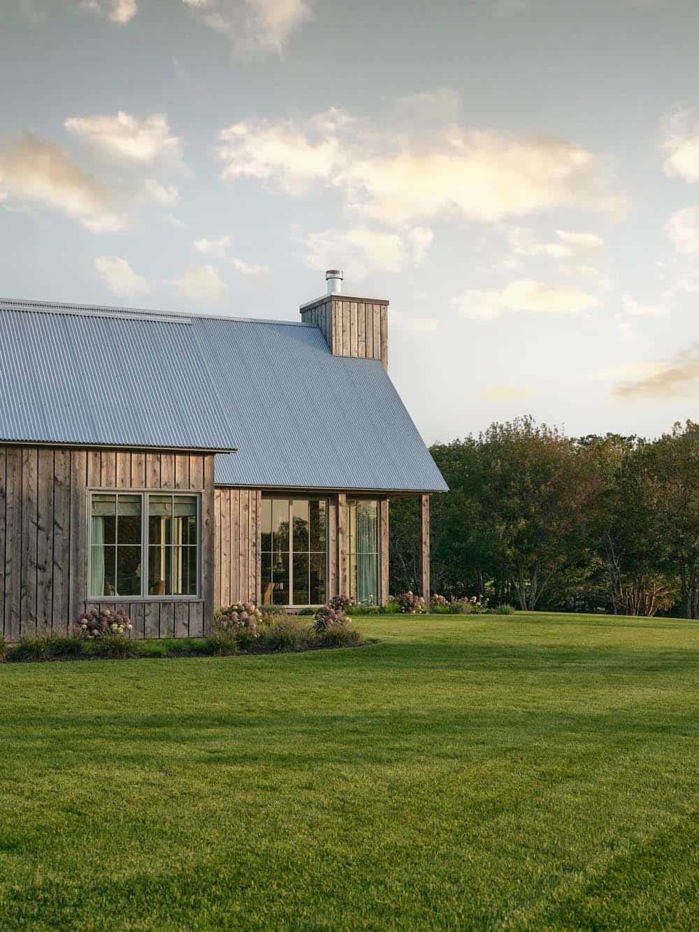 contemporary farmhouse exterior