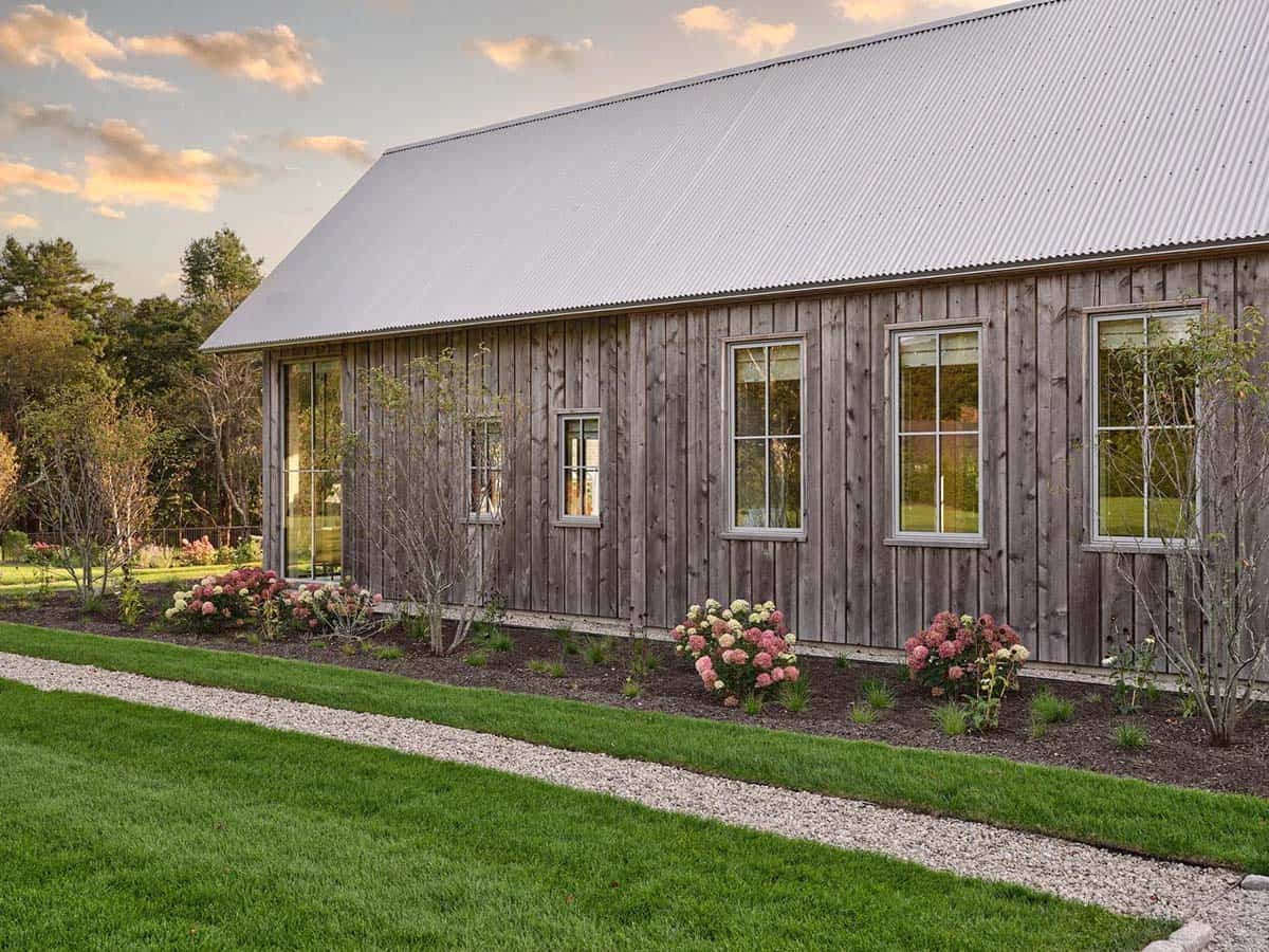contemporary farmhouse exterior