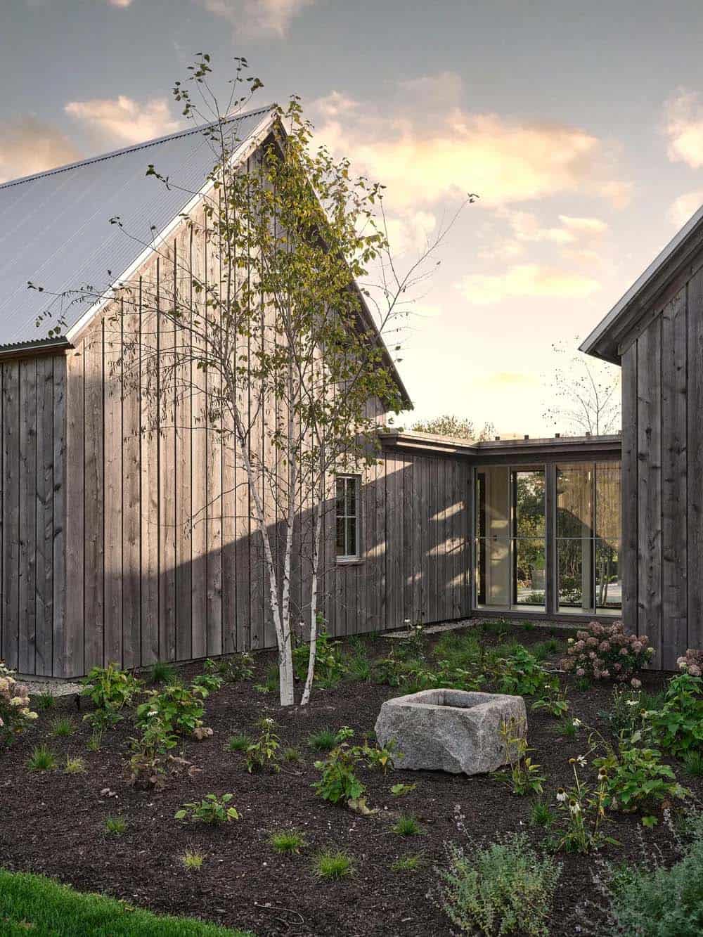 contemporary farmhouse exterior