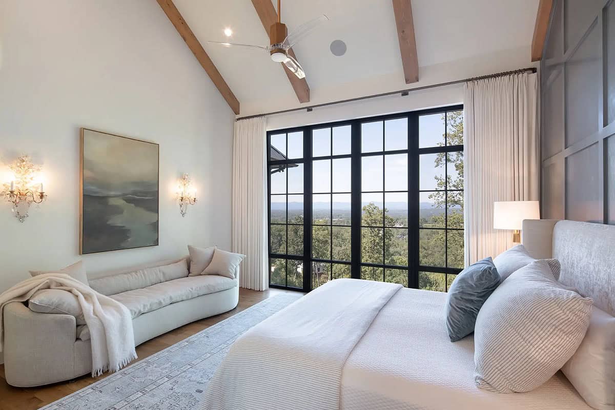 contemporary bedroom